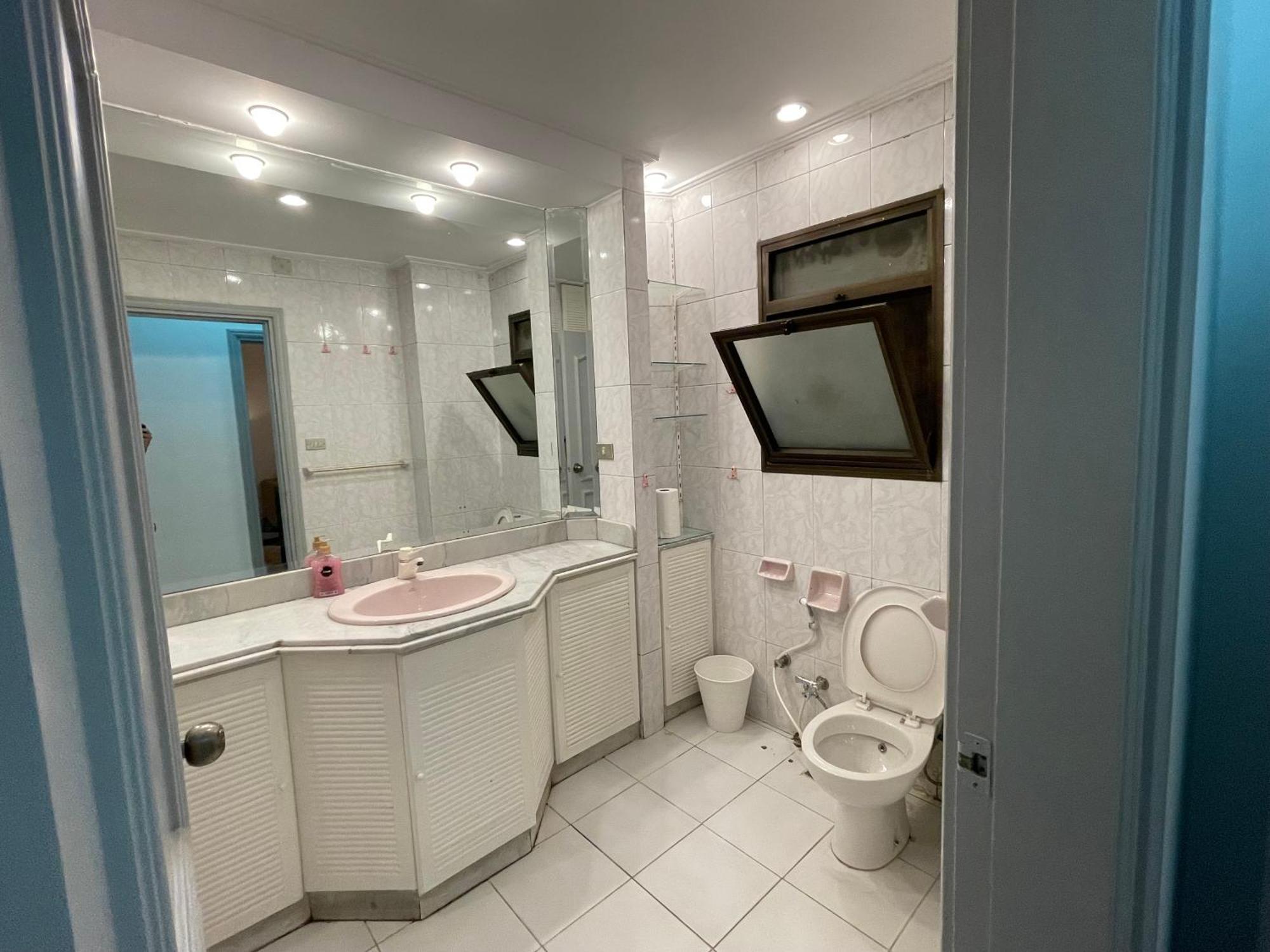 2 Bedroom Near The Egyptian Museum * Cairo